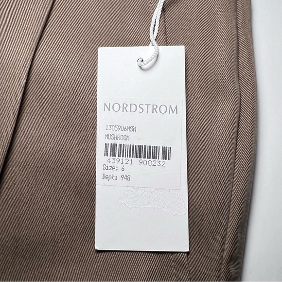 Reformation Mason Pant in Mushroom - Picture 3 of 6